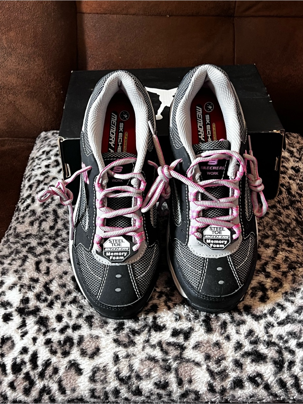 Skechers Work Biscoe ST Steel Toe Shoes Women’s Size 6 Black Pink - LIKE NEW! - Picture 3 of 11